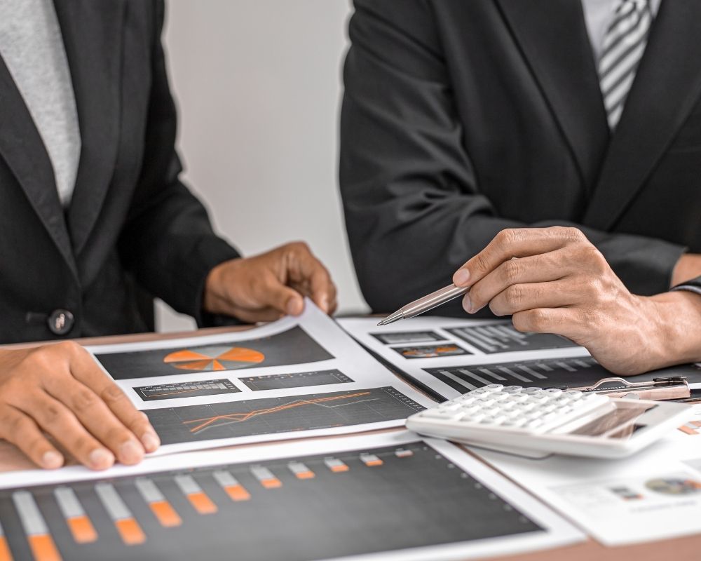 Investor readiness financial analysis and diligence preparation
